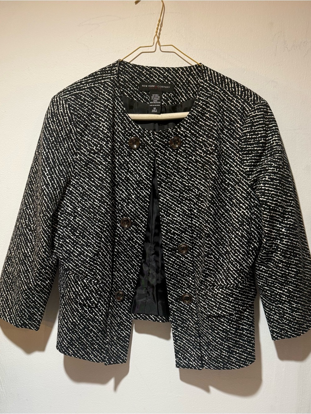 New York & Company Black and White Textured Cropped Blazer